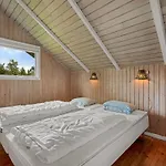 Semesterbostad Ylvie - 500m From The Sea By Interhome