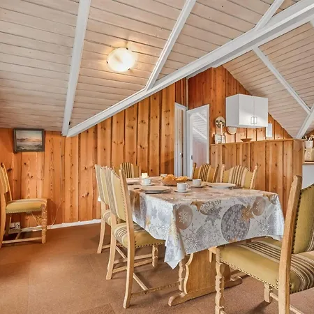 Holiday home Ylvie - 500m From The Sea By Interhome