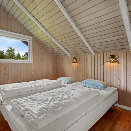 Ylvie - 500m From The Sea By Interhome *