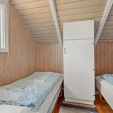 Holiday home Ylvie - 500m From The Sea By Interhome